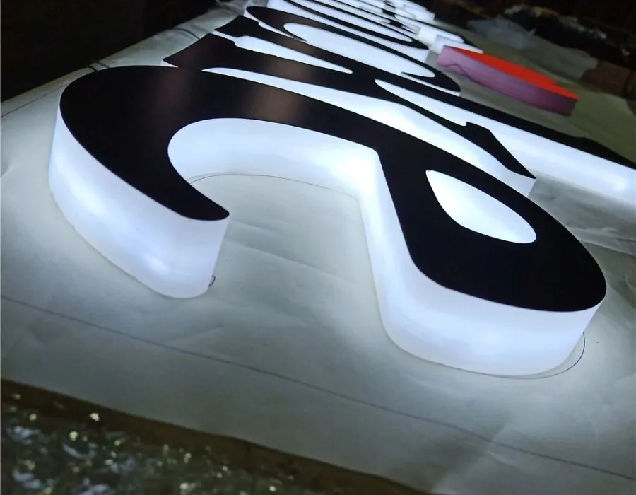 Acrylic Outlit Signage Lahore