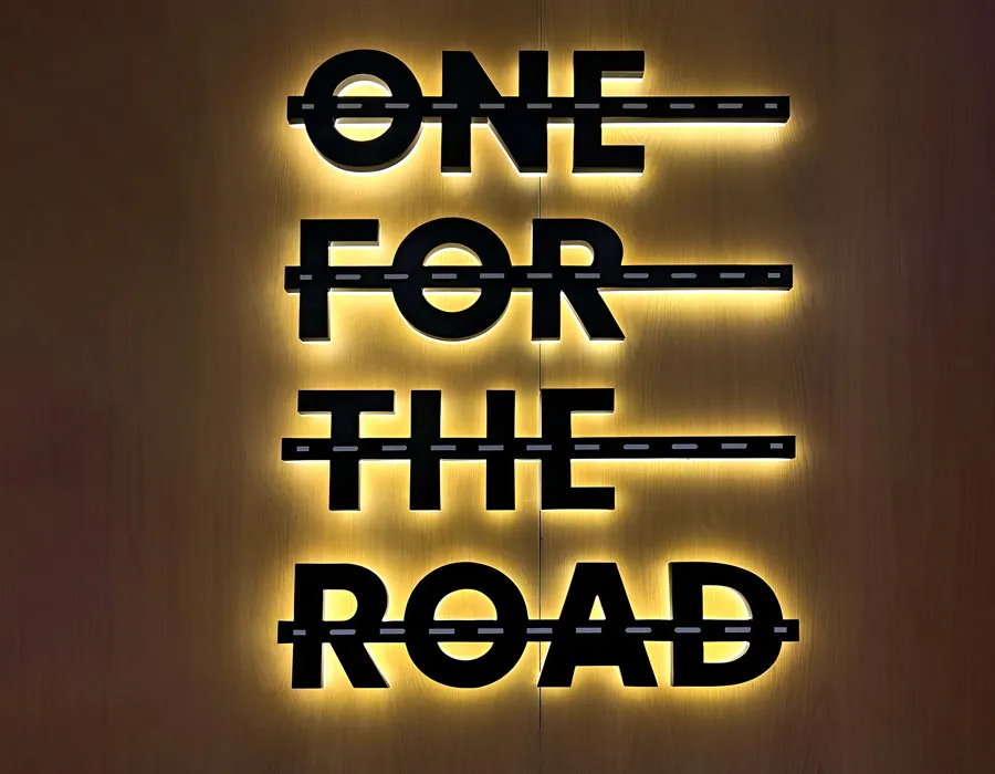 Outlit 3D Signage